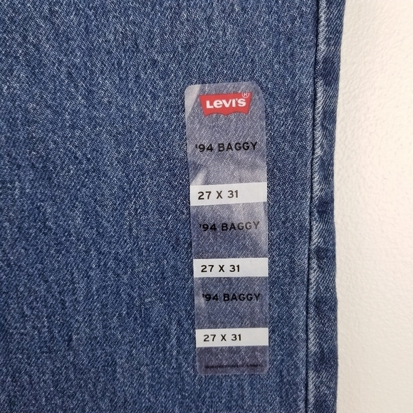 Levi's SilverTab '94 Baggy A35180008 Medium Wash Jeans NWT size 27x31 - Picture 7 of 15